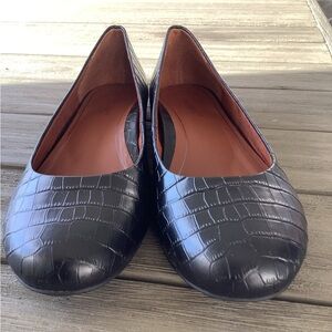 Brand new in box Hannah ballet flats